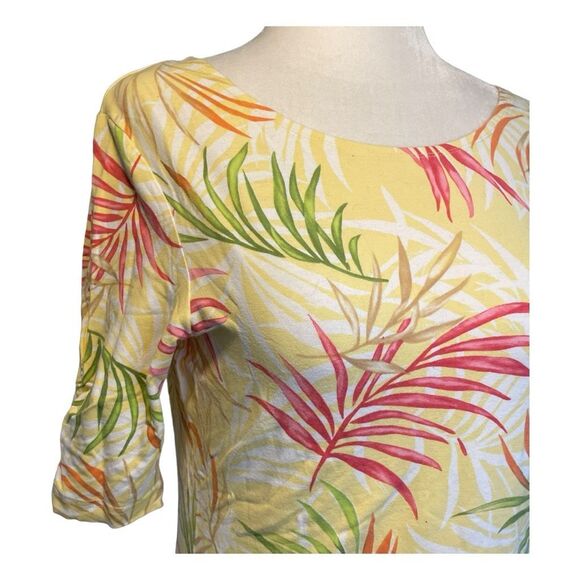 Talbots Floral Print Tee Yellow Pink Green Short Sleeve Crewneck Tropical Top SP - Picture 2 of 8